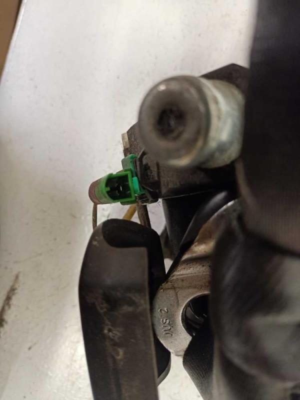 CEINTURE AVANT GAUCHE SKODA FABIA 5J 2007-2014 - Vue 3